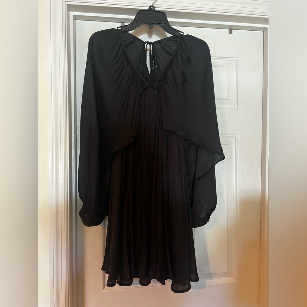 Strut & Bolt Elegant Black Dress